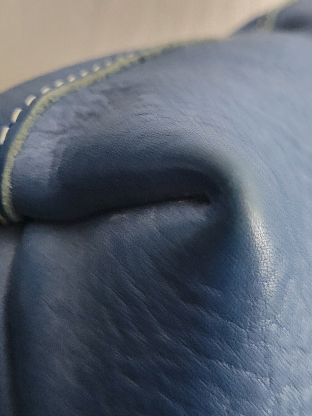 PLG Portland Leather Goods Original Indigo Mini-Crossbody Zip With Strap ๐ Rare - Picture 10 of 16